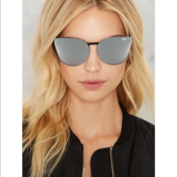 Nasty Gal Accessories - 💛higher love mirrored shades